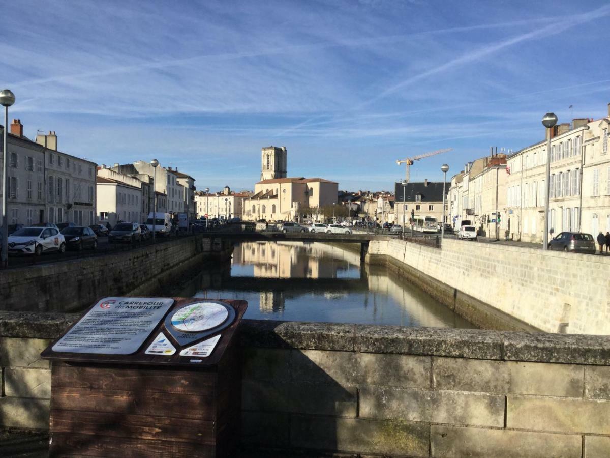 Appartement Centre Ville Pres Du Port Avec Parking Et Wifi لا روشيل المظهر الخارجي الصورة